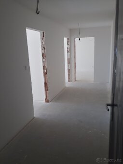 4+kk 112m2, terasa 95m2, skl.kóje 12m2 - 10