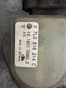 VW Touareg 7L podvozkové díly měchy - 10