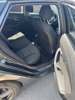 HYUNDAI i40 1.7 CRDi 104kW 2015 - 10
