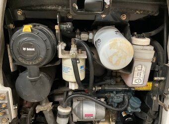 Bagr Bobcat E 20 - 10