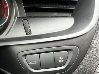 Citroen C5 2.0 HDI 120kw - 10