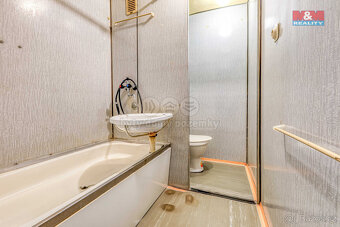 Prodej bytu 1+kk, 27 m², Plzeň, ul. Kaznějovská - 10