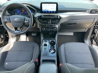 FORD KUGA 2,5 HYBRID 4x4 - 10