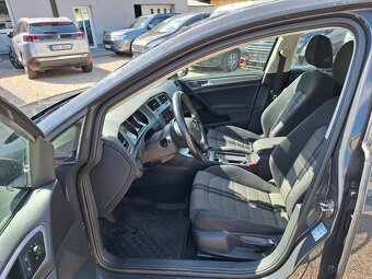 Volkswagen Golf VII 1.2 TSi 77KW Comfortline, S.Kniha - 10
