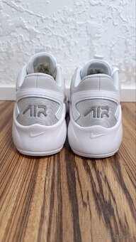 Nike Air Max Bolt. - 10