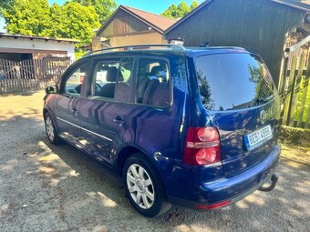 Vw Touran 2.0 TDI (BMM,103 kW ) - 10