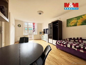 Prodej bytu 4+1, 104 m², Karlovy Vary, ul. Varšavská - 10