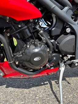 Triumph Speed Triple 1050 - 10