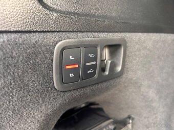 Prodám Audi SQ7 TDI Quattro - 10