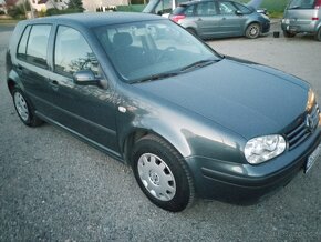 Volkswagen Golf 1.6 77kw NOVÁ STK - 10