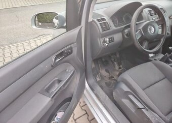 Volkswagen Touran 1.6i 75KW,COMFORT,CZ,Tempomat benzín - 10