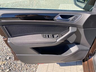 Volkswagen Touran, 2.0TDI 110KW- DSG- LED - 7MIST - 10