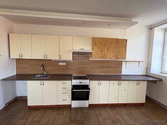 Pronájem bytu 2+kk v Mimoni po rekonstrukci - 10