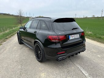 Mercedes GLC 63 AMG V8 Biturbo - 10