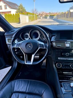 Mercedes CLS - 10