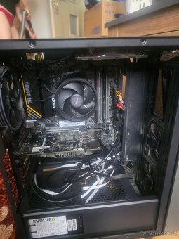 Prodám slušný PC AMD Ryzen 5500 - 10