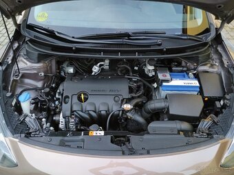 i30 HB, 1.4 Benzin - 10
