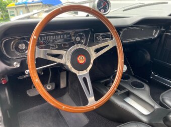 Ford Mustang Fastback GT350H Tribute - 10