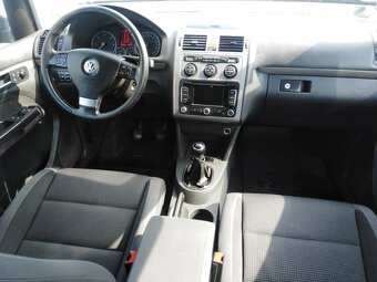 VW TOURAN 1,9 TDi RV 2010,,, NAFTA 77 KW S TAŽNÝM 6. KVALT - 10