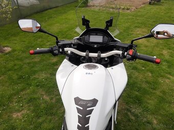 Honda VFR 800X Crossrunner - 10