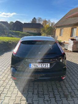 FOCUS 1.6 2011 benzín 74KW - 10