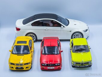 BMW M3 E92 1:12 OttoMobile - 10