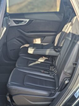 Audi Q7 - 10