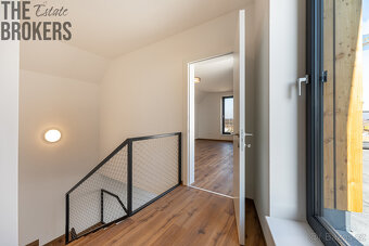 Prodej nízkoenergetického rodinného  domu 141 m², pozemek 35 - 10