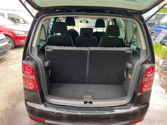 Volkswagen Touran, 2.0 TDI Highline,7míst - 10