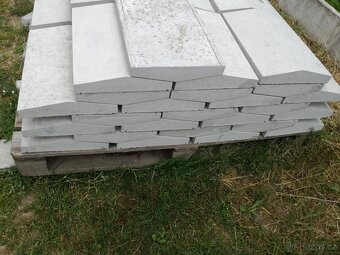 Plotové stříšky s okapničkou různé druhy - 10