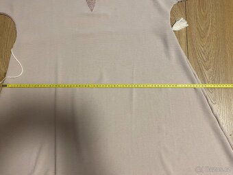 Letní béžové šaty - 10