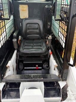 Bobcat S70 smykový nakladač - 10