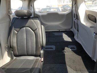 CHRYSLER PACIFICA TOURING L 2023 - 10