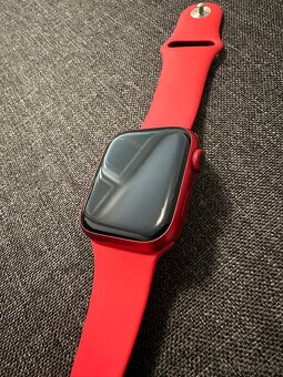 Prodám Apple Watch 8 RED 45mm - 10