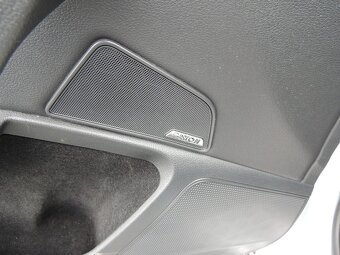 Škoda Superb Combi 2.0TDi,110kw,4x4,L&K,2017,manuál,-21%DPH - 10