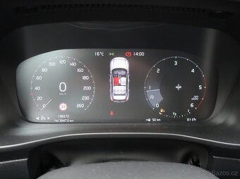 Volvo XC40 2.0D3 110kW FWD ČR 1MAJITEL - 10