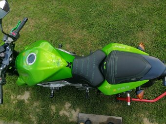Kawasaki Z 750 - 10