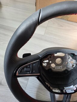 Nový zkosený volant Škoda + PÁDLA DSG - 10