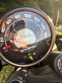 Royal Enfield HNTR 350 - 10