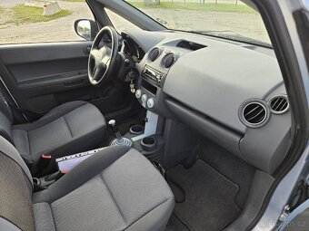 Mitsubishi Colt 1.1 MPi,55kw, nová STK, najeto 110tis km. - 10