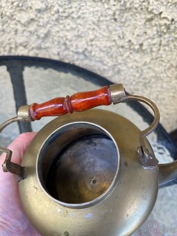 Stará mosazná konvička - 10