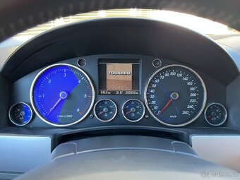 VW Touareg 3.0 V6 na pružinách - 10