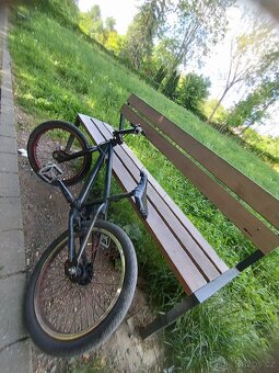 BMX - 10
