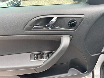 Škoda Yeti 1.4 Tsi 90kw r.v. 2013, Serviska - 10
