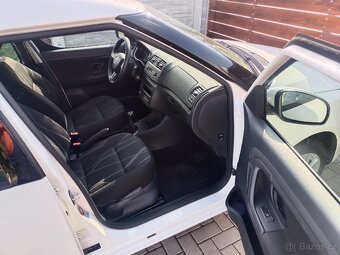 Škoda Roomster 1.6TDi, servisní kniha, tažné zařízení - 10