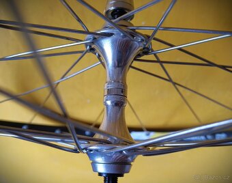 zapletená kola Campagnolo Omega Strada , náboje Campagnolo - 10