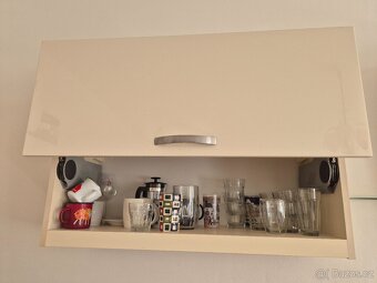 Kuchyně včetně spotřebičů a desky Technistone - 10