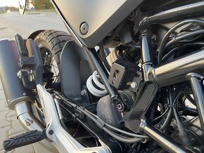 Husqvarna Svartpilen 125 2023 11 kW A1 1. majitel - 10