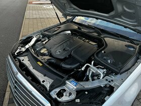 Mercedes Benz třídy E W213 2017 E200D RYCHLE = SLEVA - 10