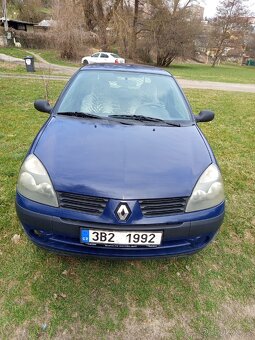 Renault Clio - 10